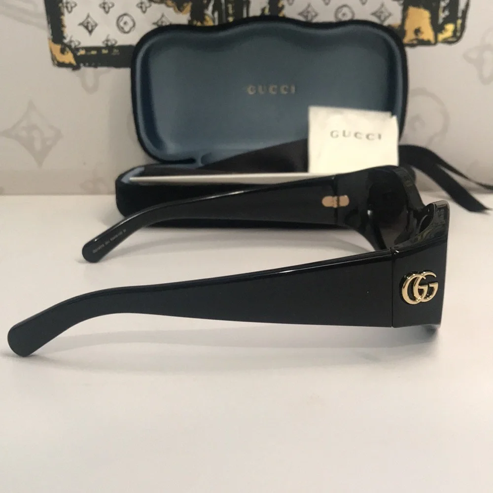 New Authentic Gucci GG1401S 001 Black Cat-Eye Sunglasses Grey Lenses